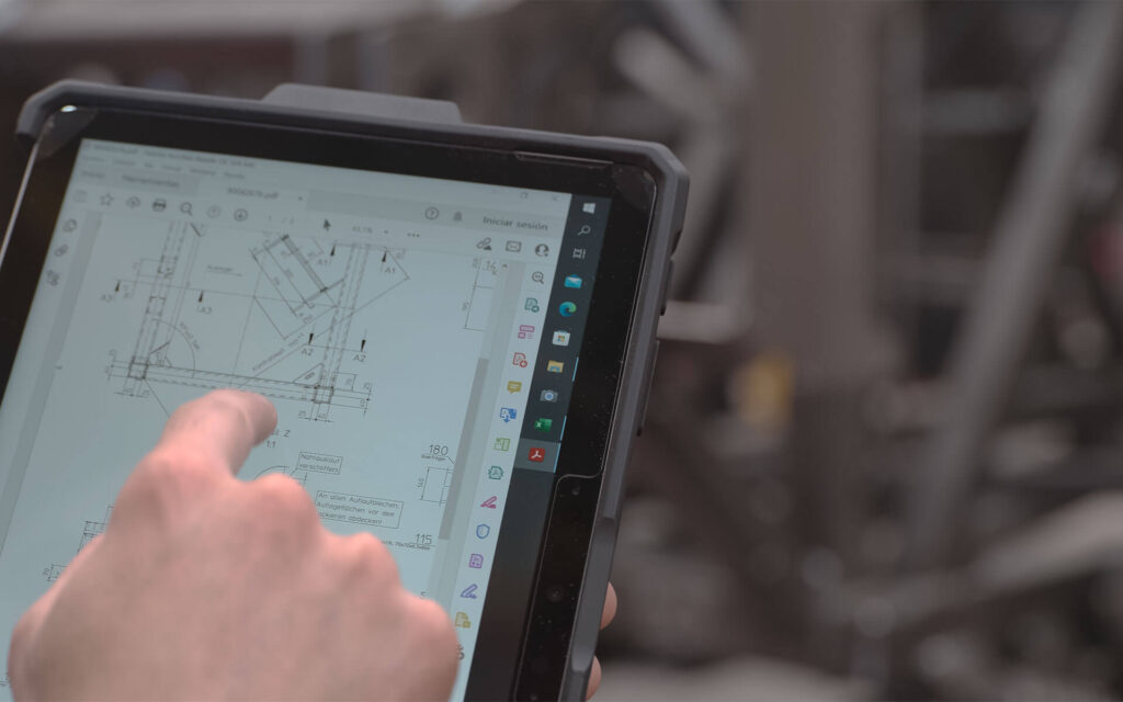 Torres y plumas. SOLDADURA Y CALDERERÍA